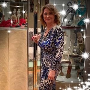 Meet your Posher, Peggy